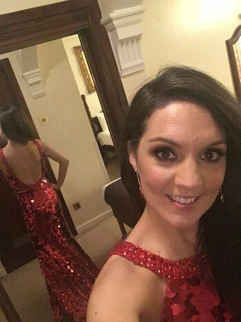 Laura Tobin
