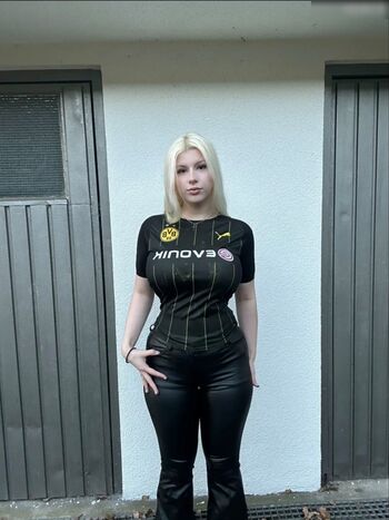 Laura.z57