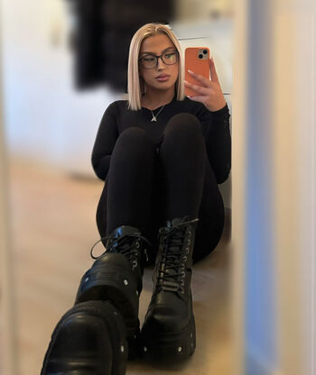 Lauraasterya