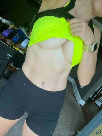 lauralaceyof