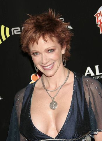 Lauren Holly