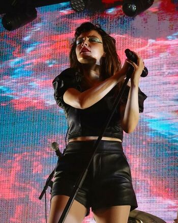Lauren Mayberry