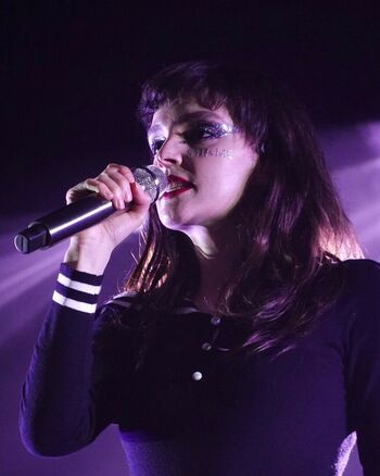 Lauren Mayberry