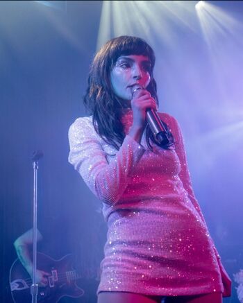 Lauren Mayberry