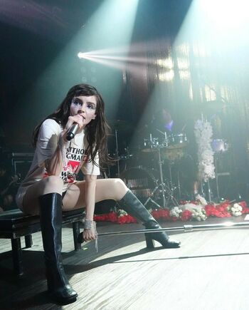 Lauren Mayberry