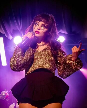 Lauren Mayberry