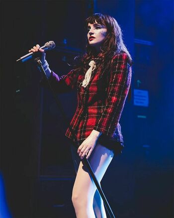 Lauren Mayberry