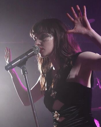 Lauren Mayberry