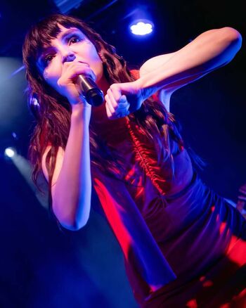 Lauren Mayberry