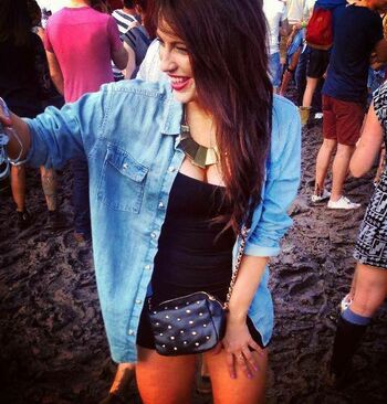 Lauren R