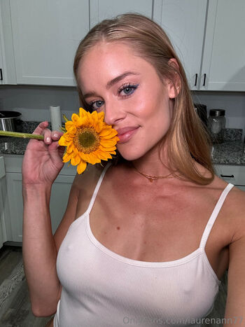 laurenann77
