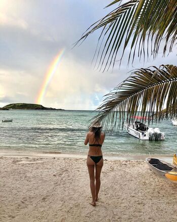 Laury Thilleman