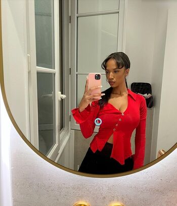 Layla (Laila Darboe)