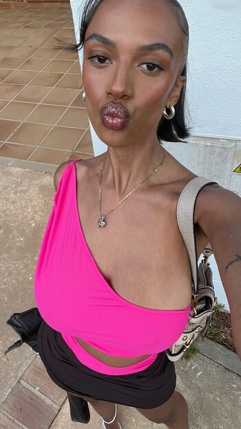 Layla (Laila Darboe)