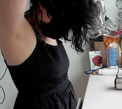 Layna Lazar