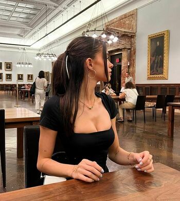 Lea Elui
