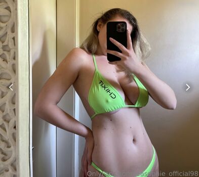 leasophie_official98