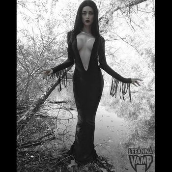 LeeAnna Vamp
