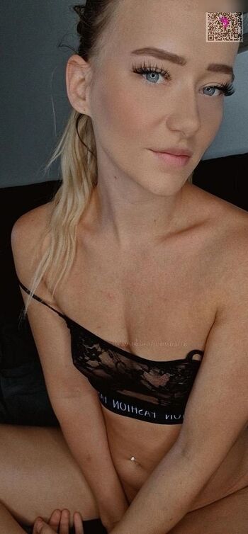 Leelaniii