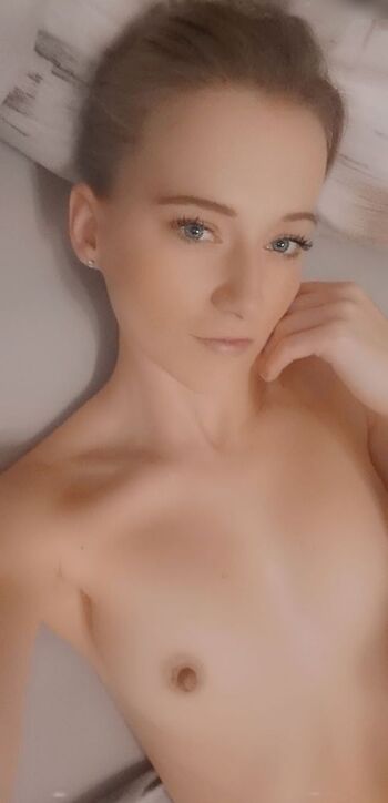 Leelaniii