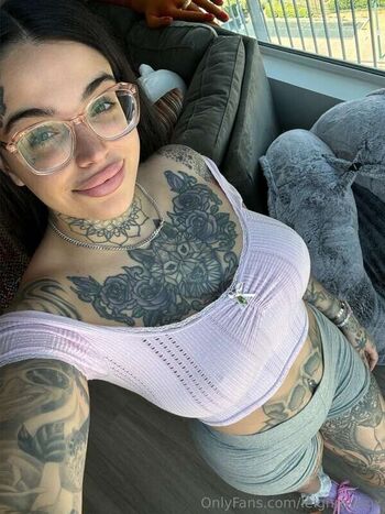 Leigh Raven