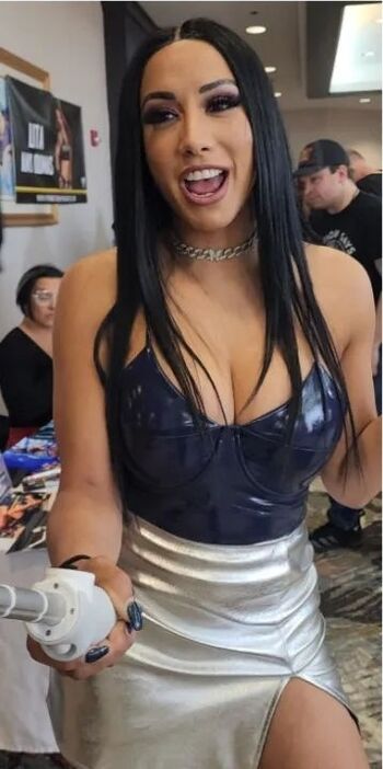 Leila Grey