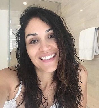 Lela Loren