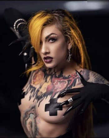 Lena Scissorhands
