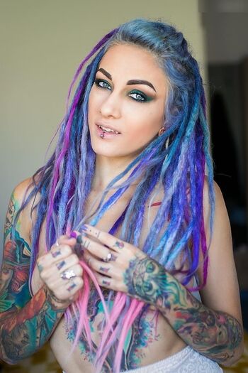 Lena Scissorhands