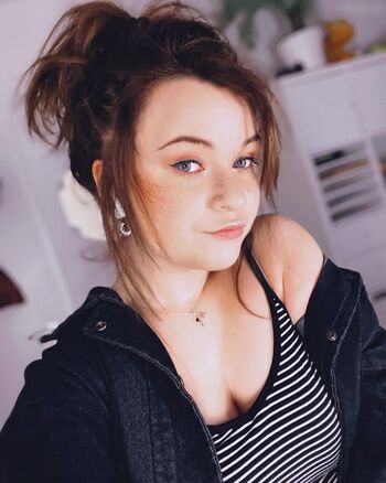 Lena Vanille