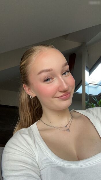 Lenaa.hdl