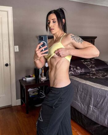 Lesley Cusumano