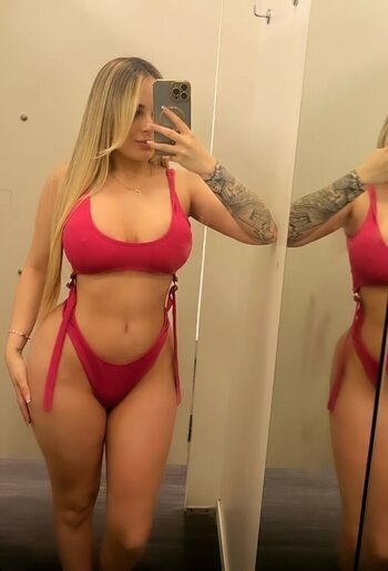 Leticia Vinhoz