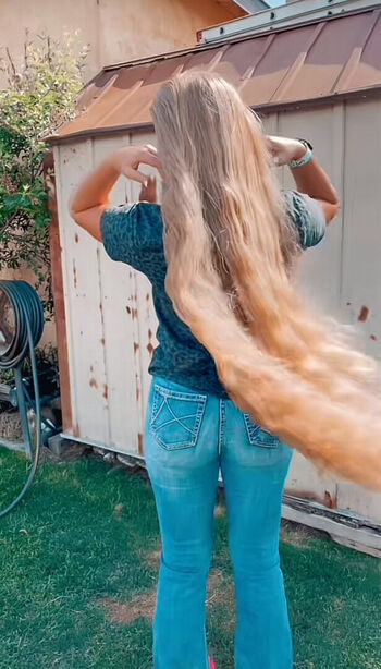Lexi Floro