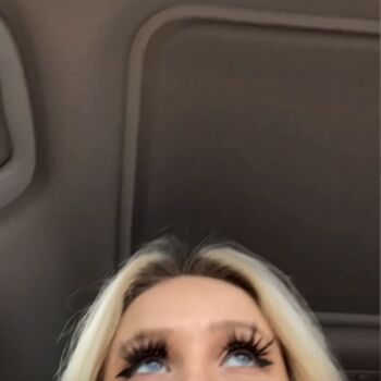 Lexi_Luv
