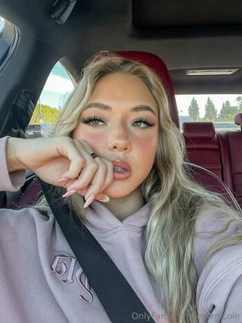 lexixnicole