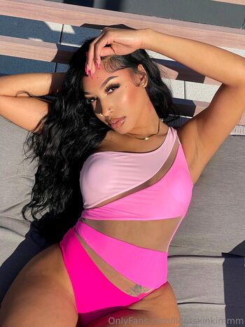 lightskinkim