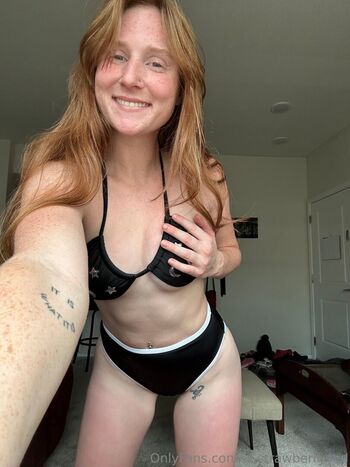 lil.strawberry.red