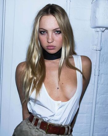 Lila Moss