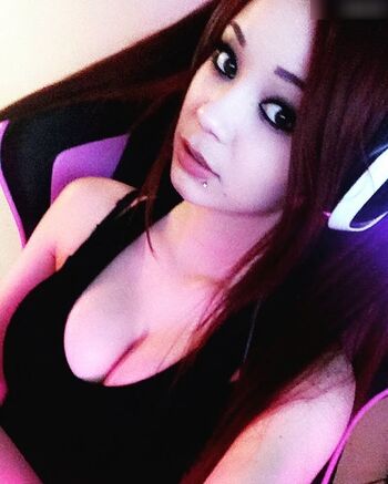 Lilchipmunk / Twitch