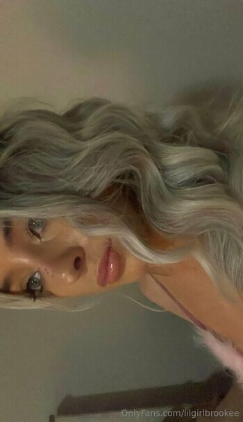 lilgirlbrookee
