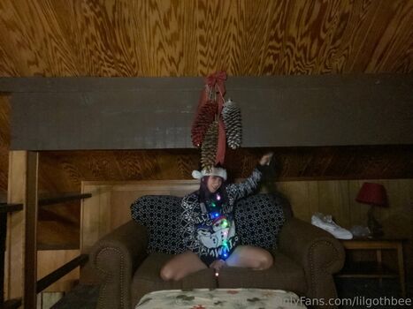 lilgothbee