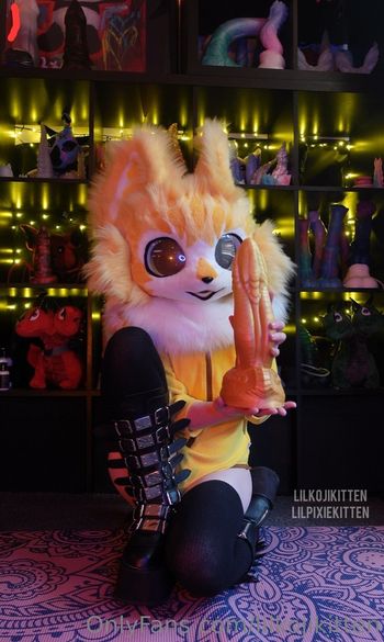 lilkojikitten