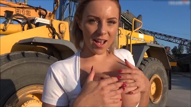 Lilli Vanilli