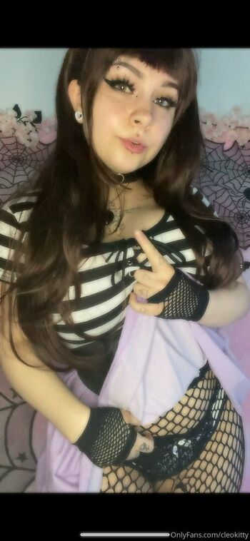 Lilpocketcleo