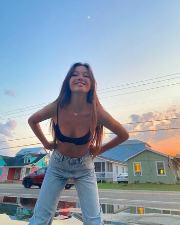 Lily Chee