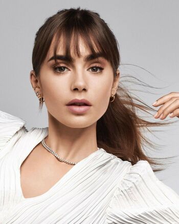 Lily Collins
