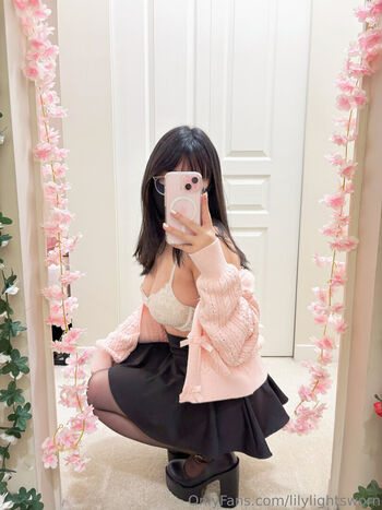 lilylightsworn