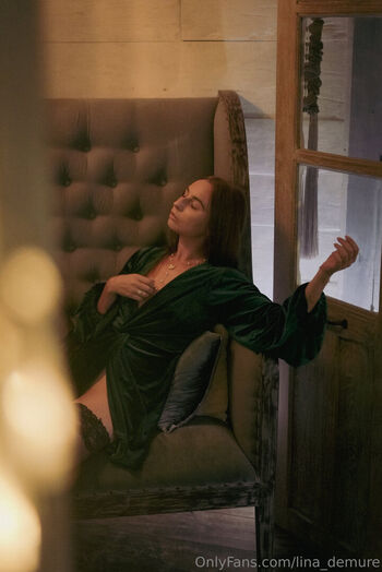 lina_demure