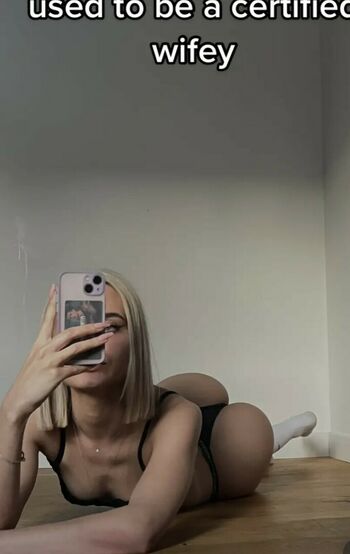 Lina_hsly